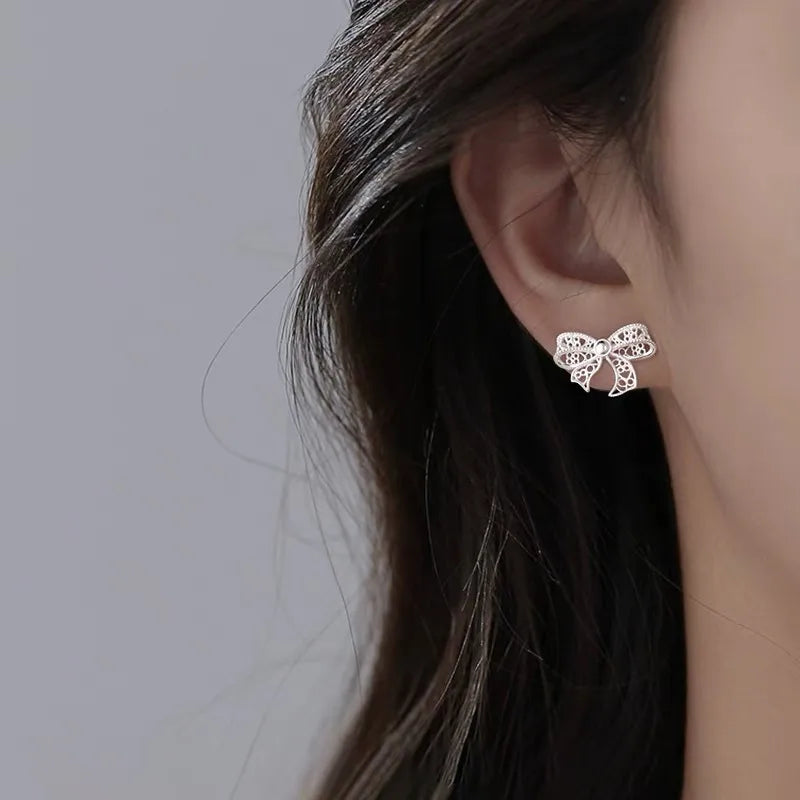Mesh Bowknot Ear Studs