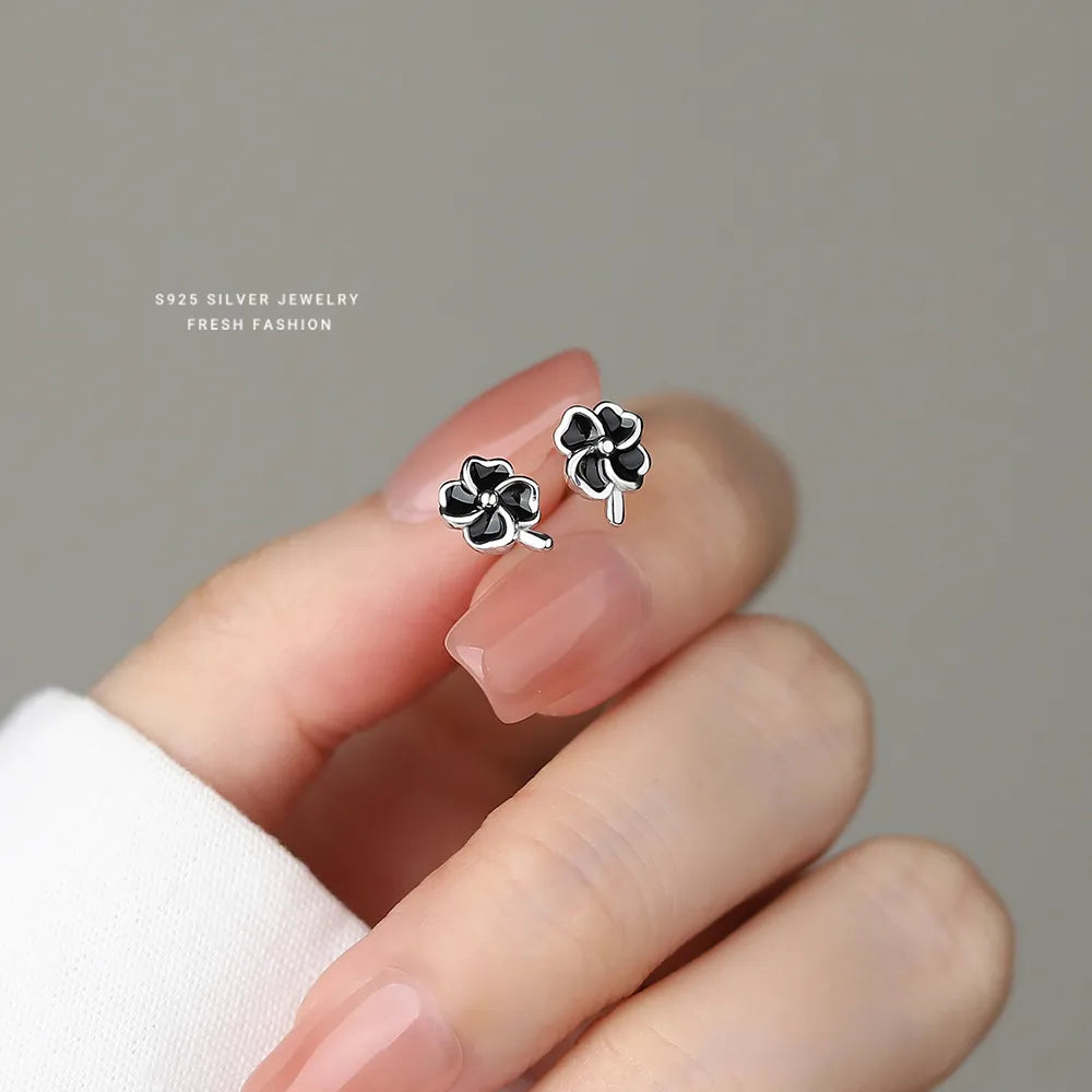Mini Clover Studs