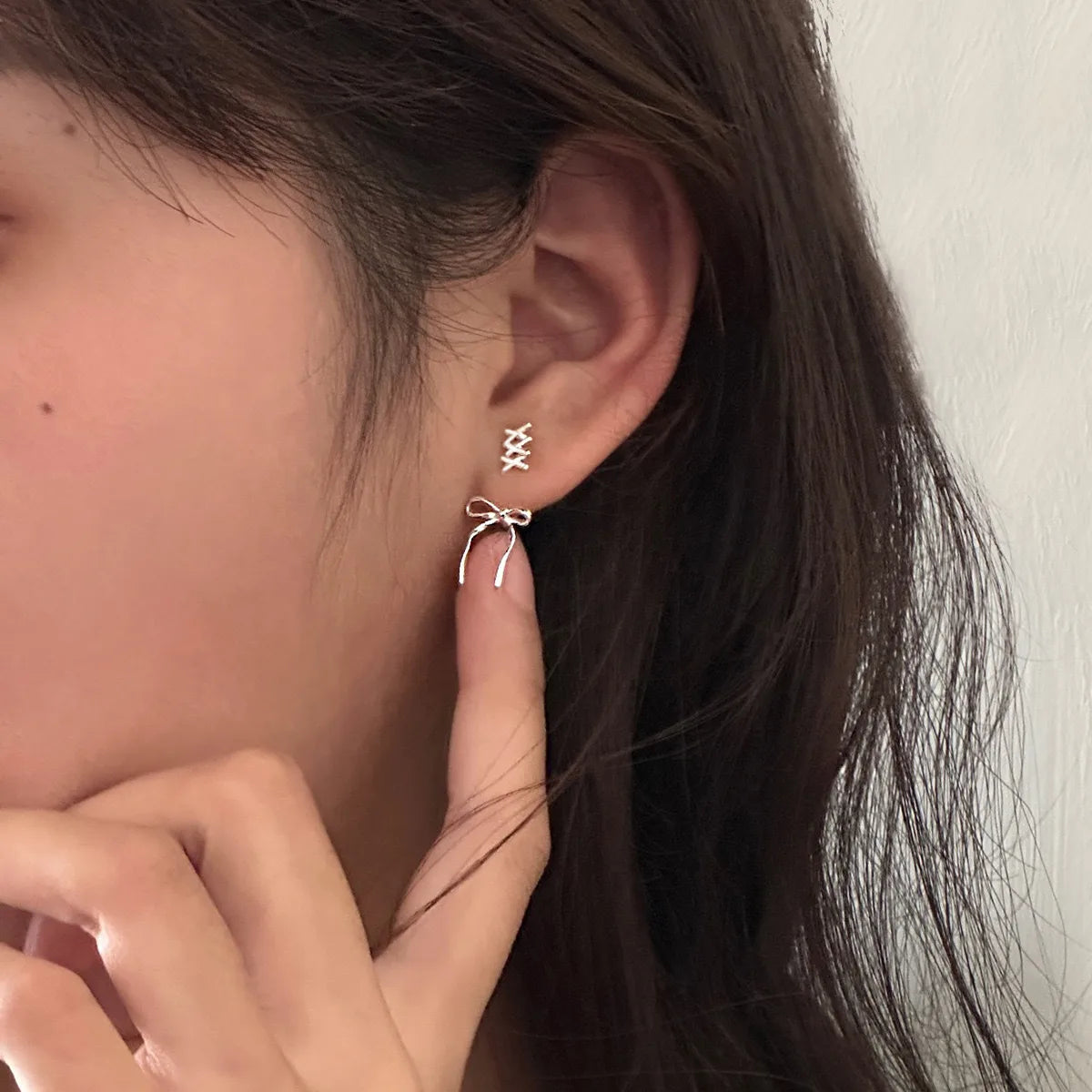 X-Bow Ear Studs