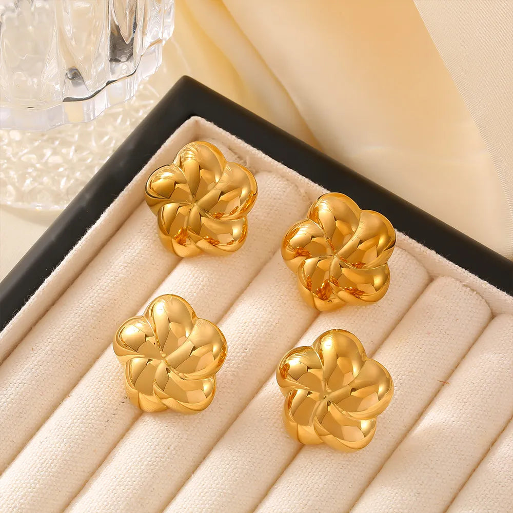 Solid Gold Flower Earrings