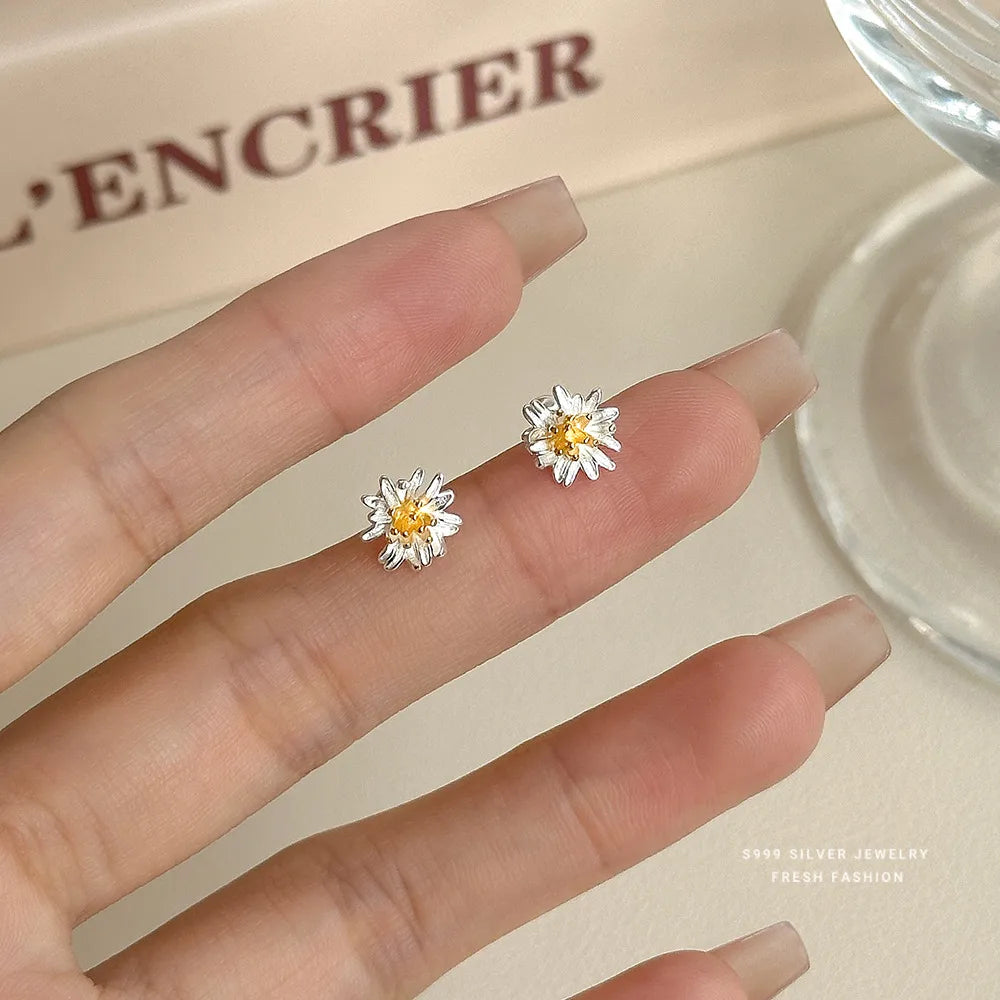 Daisy Ear Studs