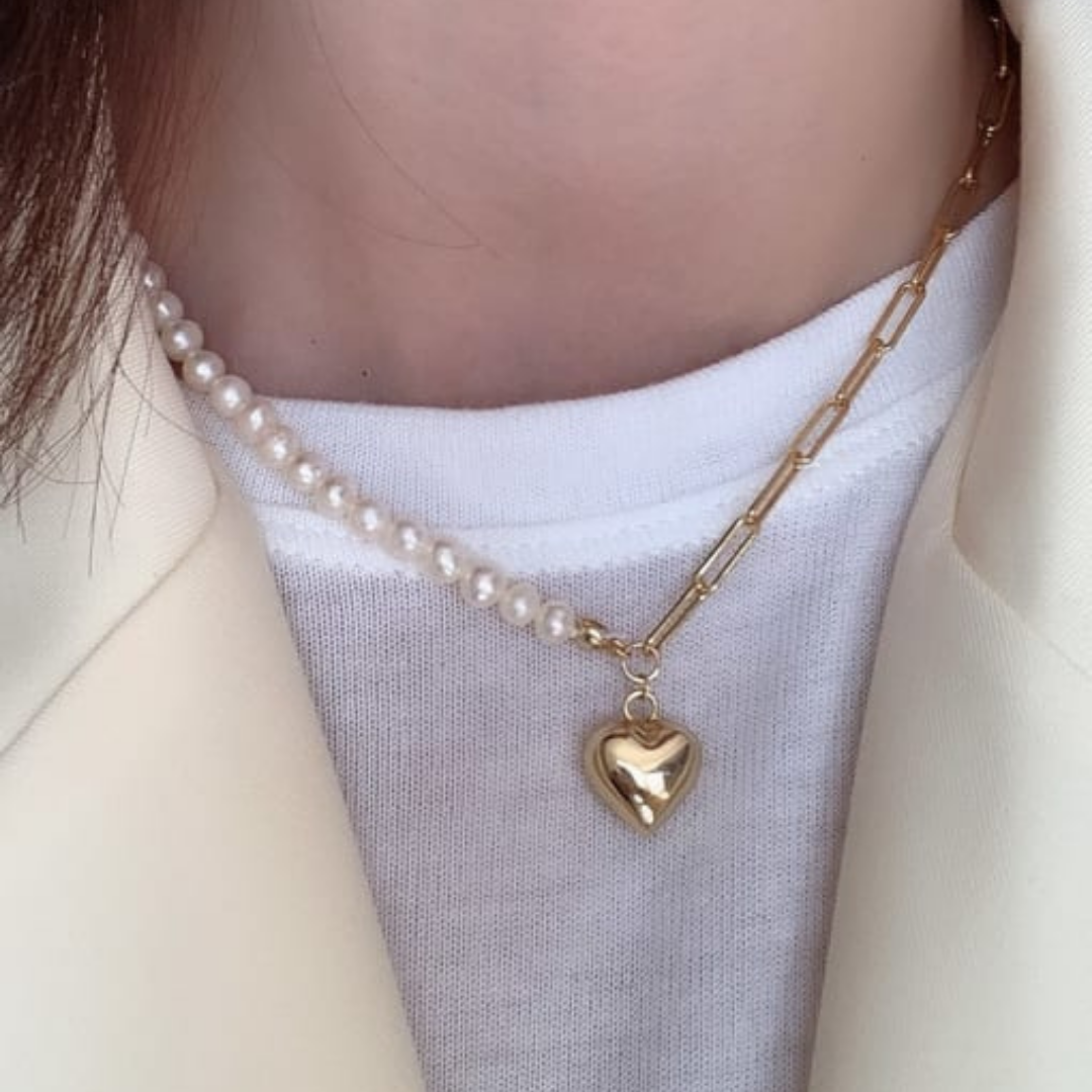 Heart Pearl Chain Neckpiece