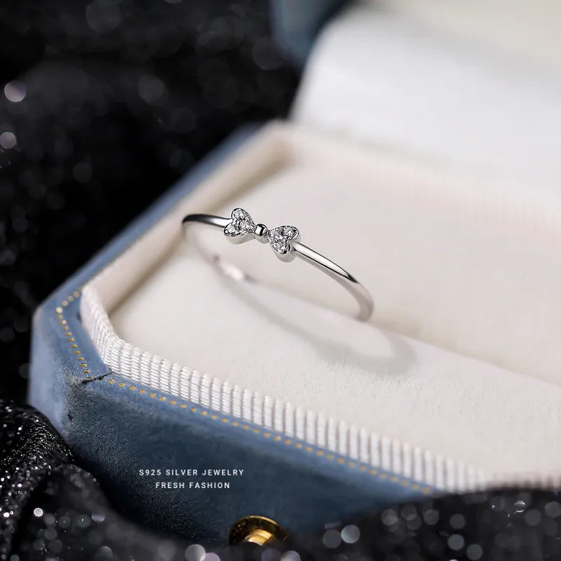 Zircon Mini Bow Ring