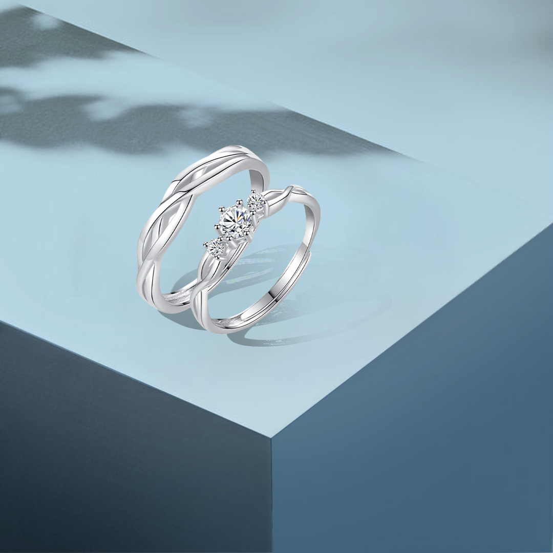 Entangled Couple Bands