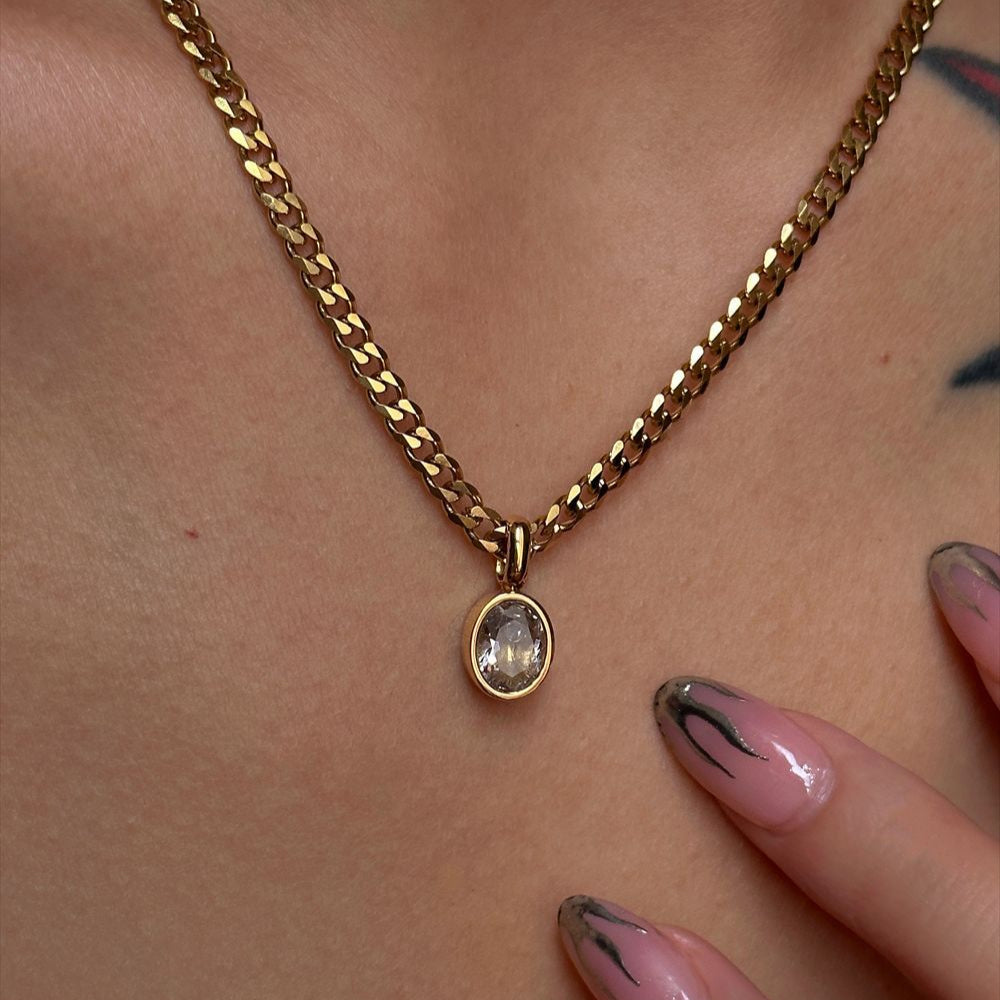 Gold Oval Chain Pendant