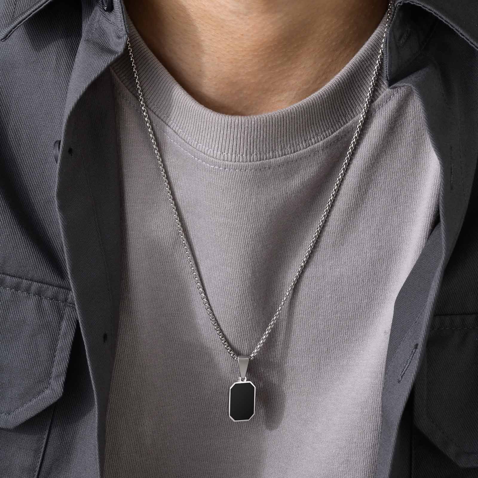 Black Pendant Neckpiece