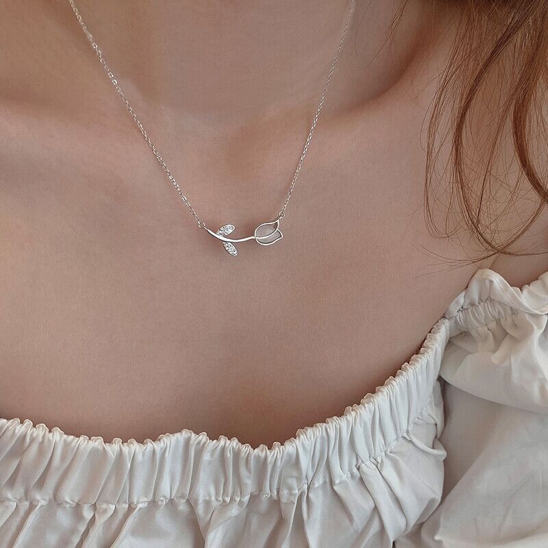 Silver Tulip Pendant