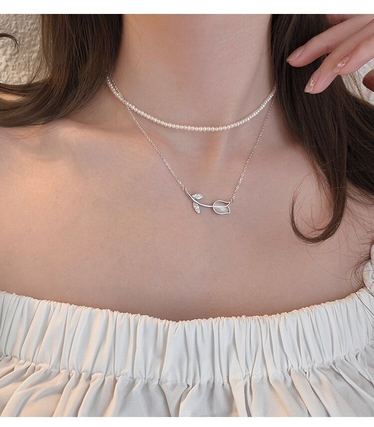 Silver Tulip Pendant