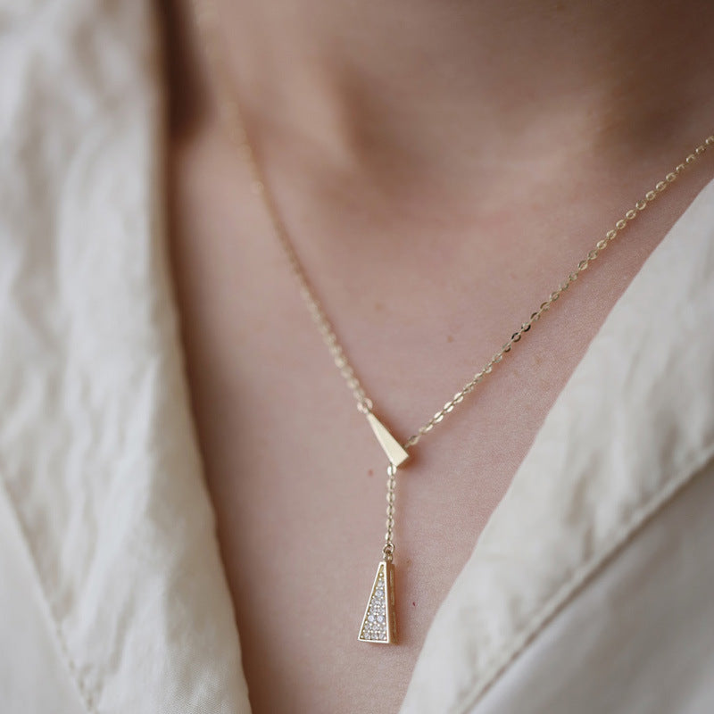 Gold Minimal Geometric Neckpiece