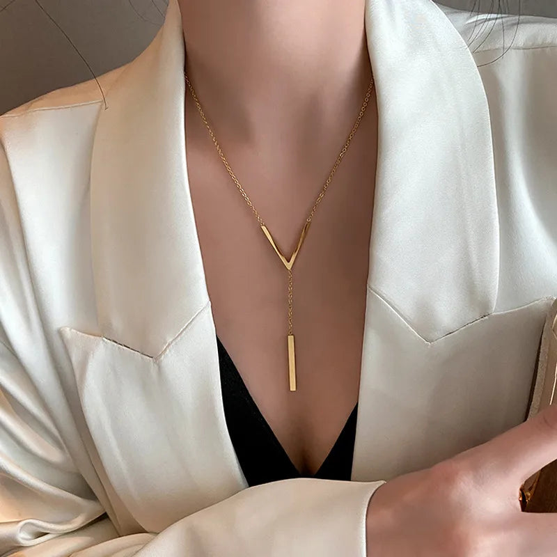 V-Drop Neckpiece