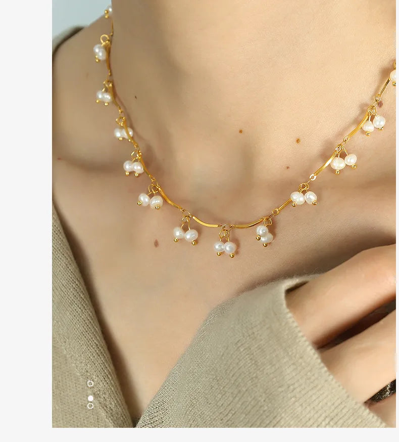 Pearl Charm Neckpiece