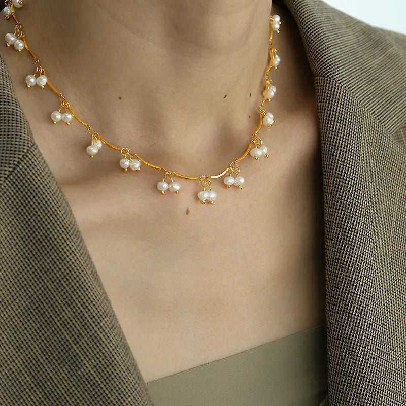 Pearl Charm Neckpiece