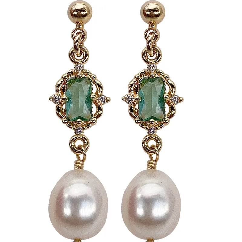 Beccarite Pearl Eardrops