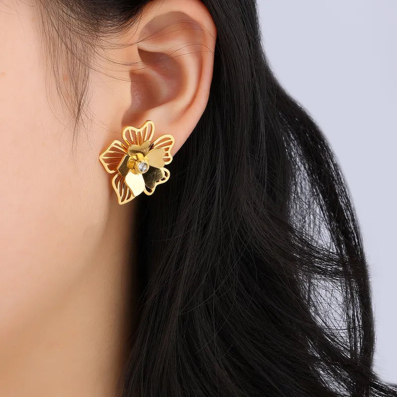 Classic Gold Flower Studs