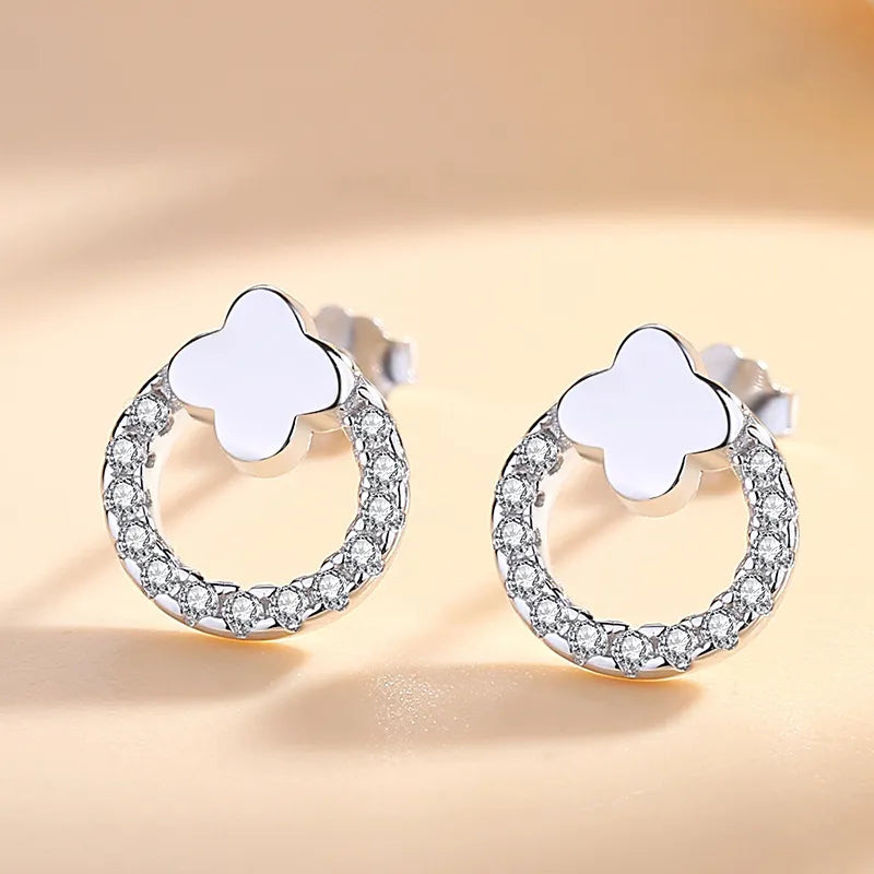 Clover Ring Studs