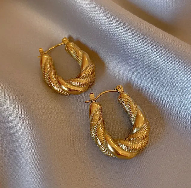 Classic Twisted Hoops