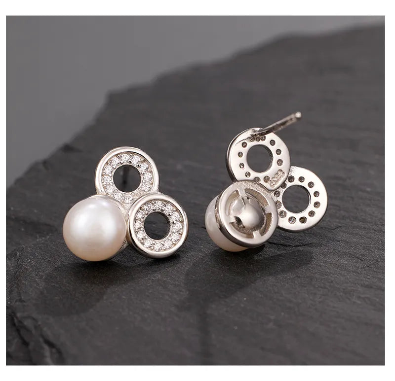 Pearl Tri Circle Studs