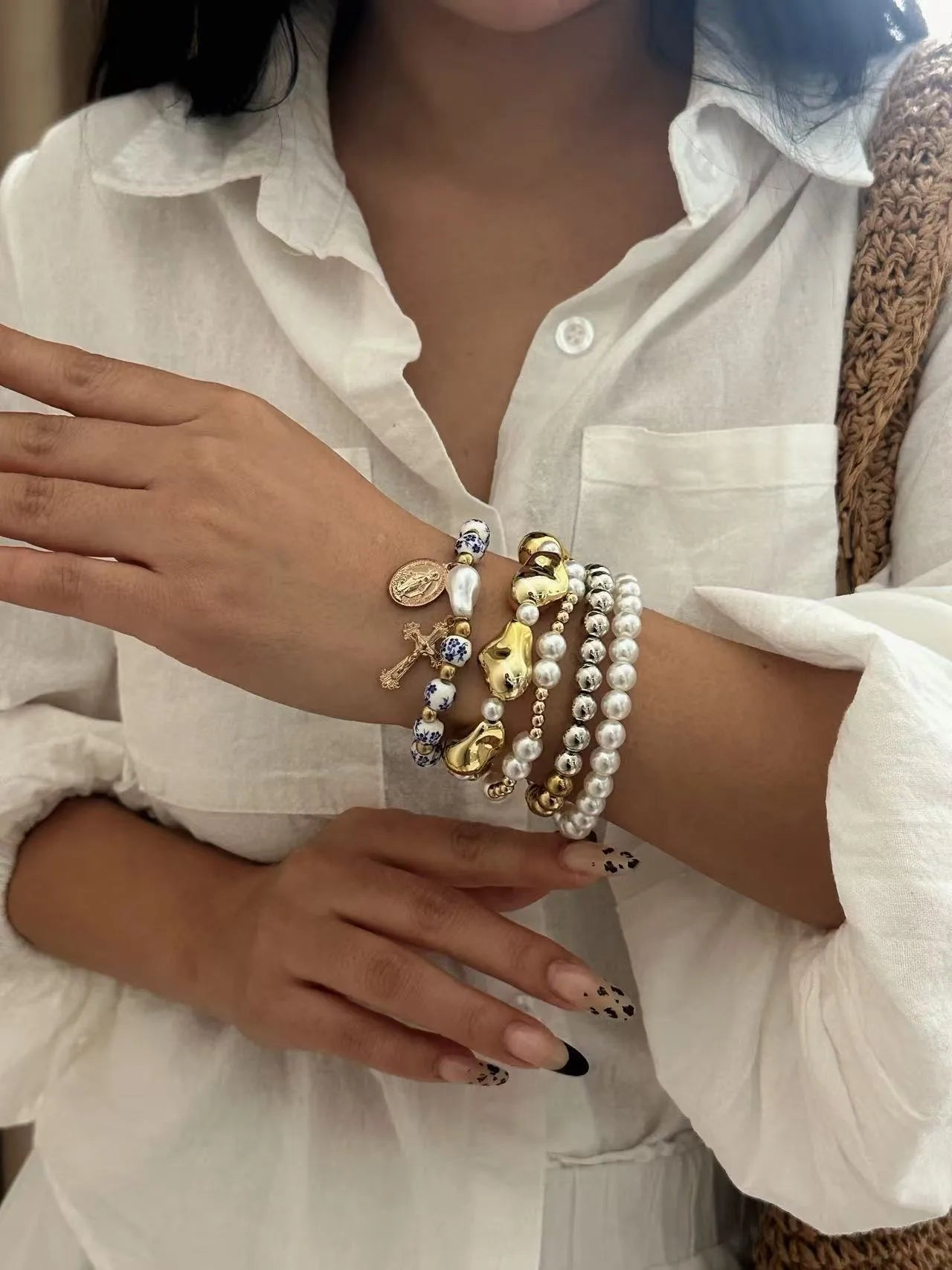 Baroque pearl cross stack