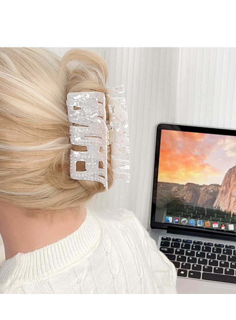 Wifey Pearl Big Claw