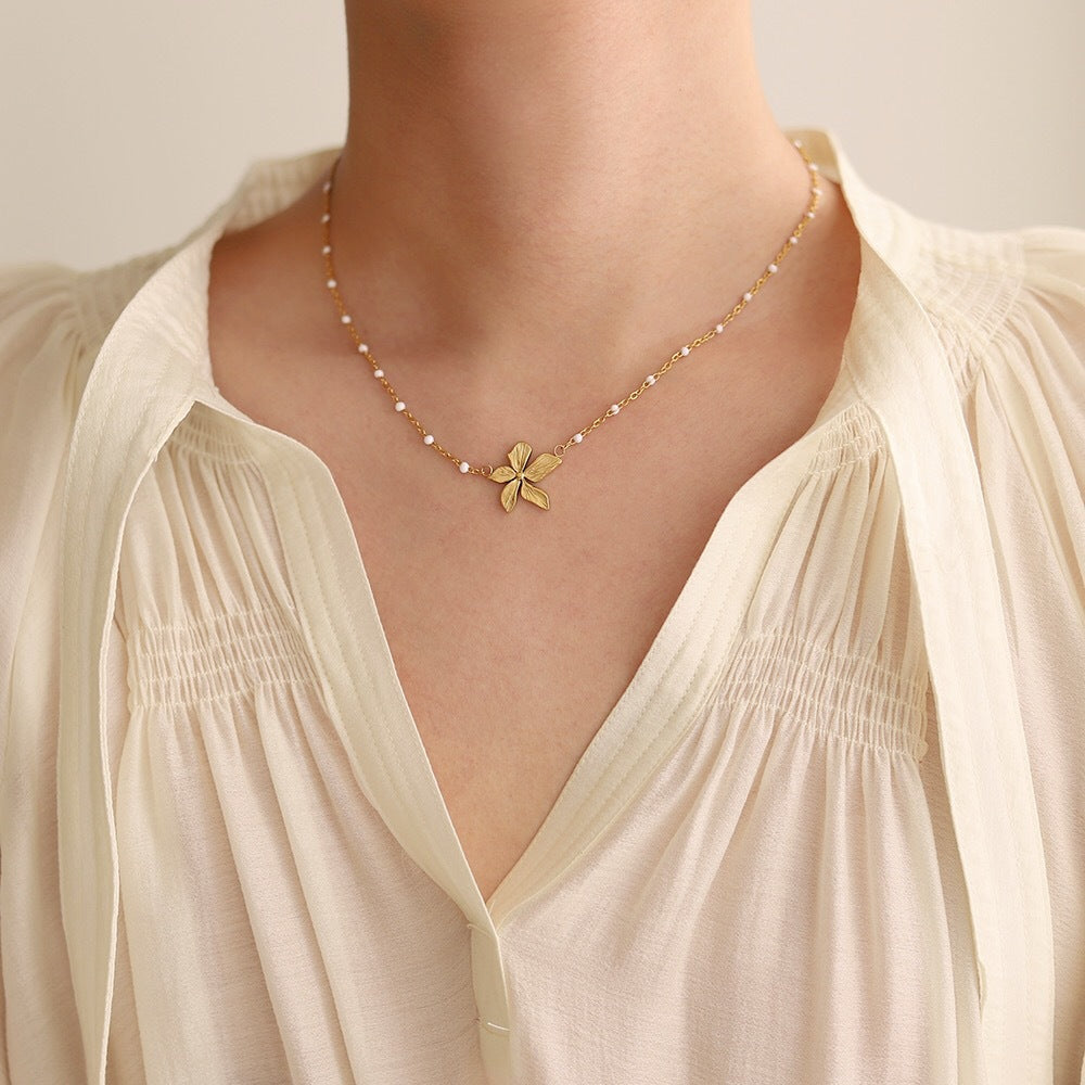 Gold Flower Chain Neckpiece