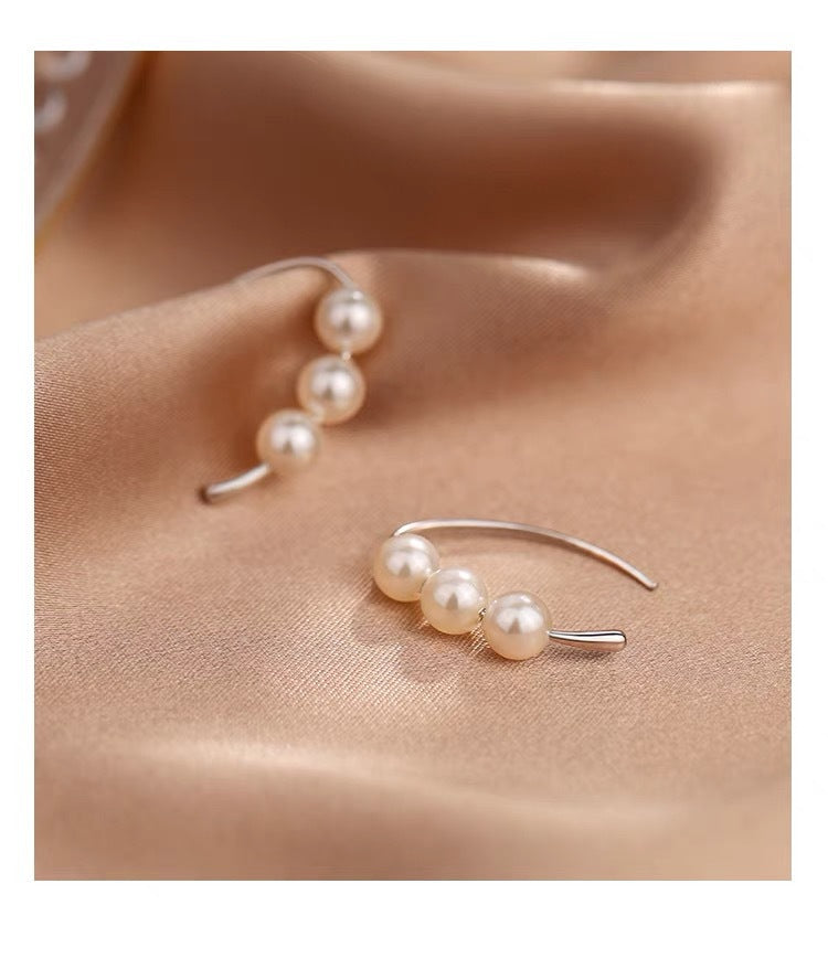 Pearl Geometric Ear Studs