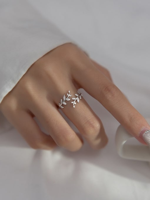 Leaf Band Adjustable Ring