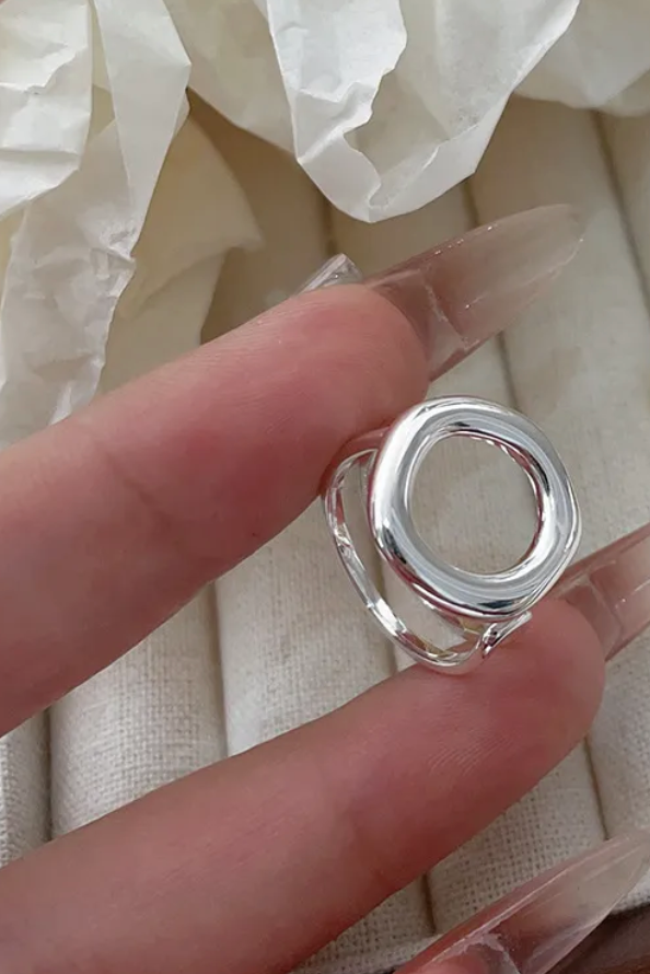 Hollow Out Round Ring