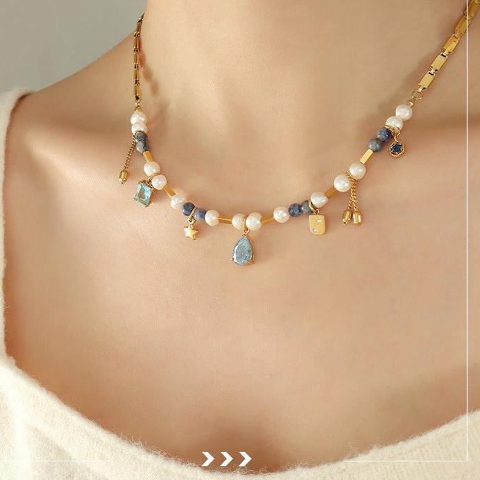 Star Drop Pearl Neckpiece