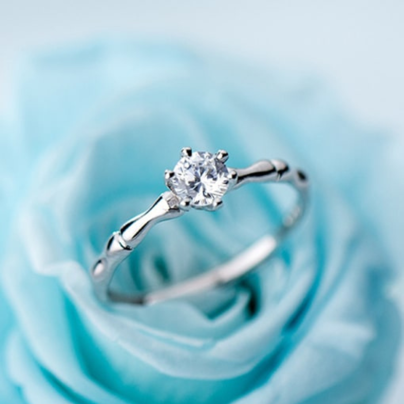 Classic Mini Solitaire Adjustable Ring