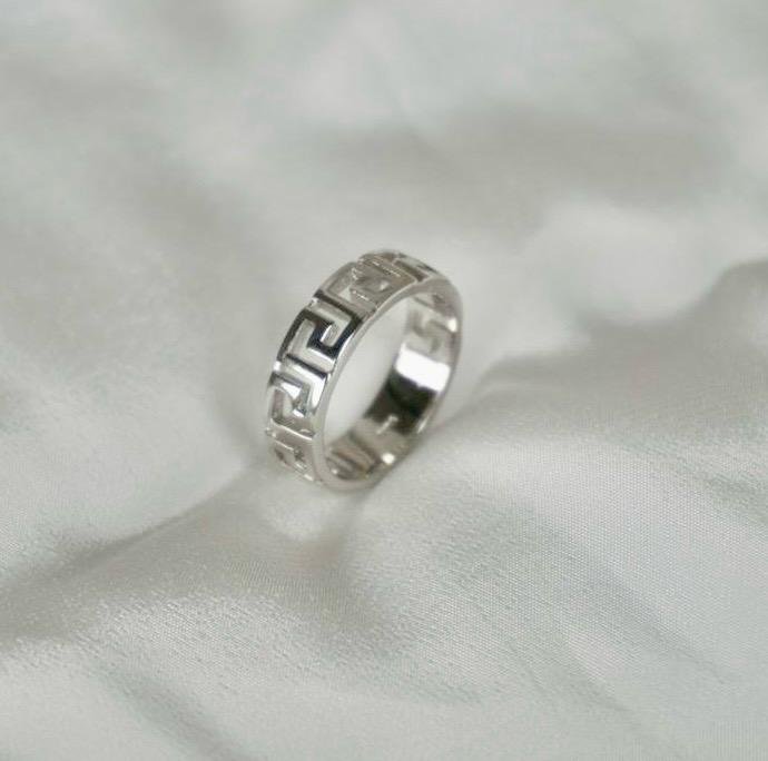 Fendi silver ring best sale