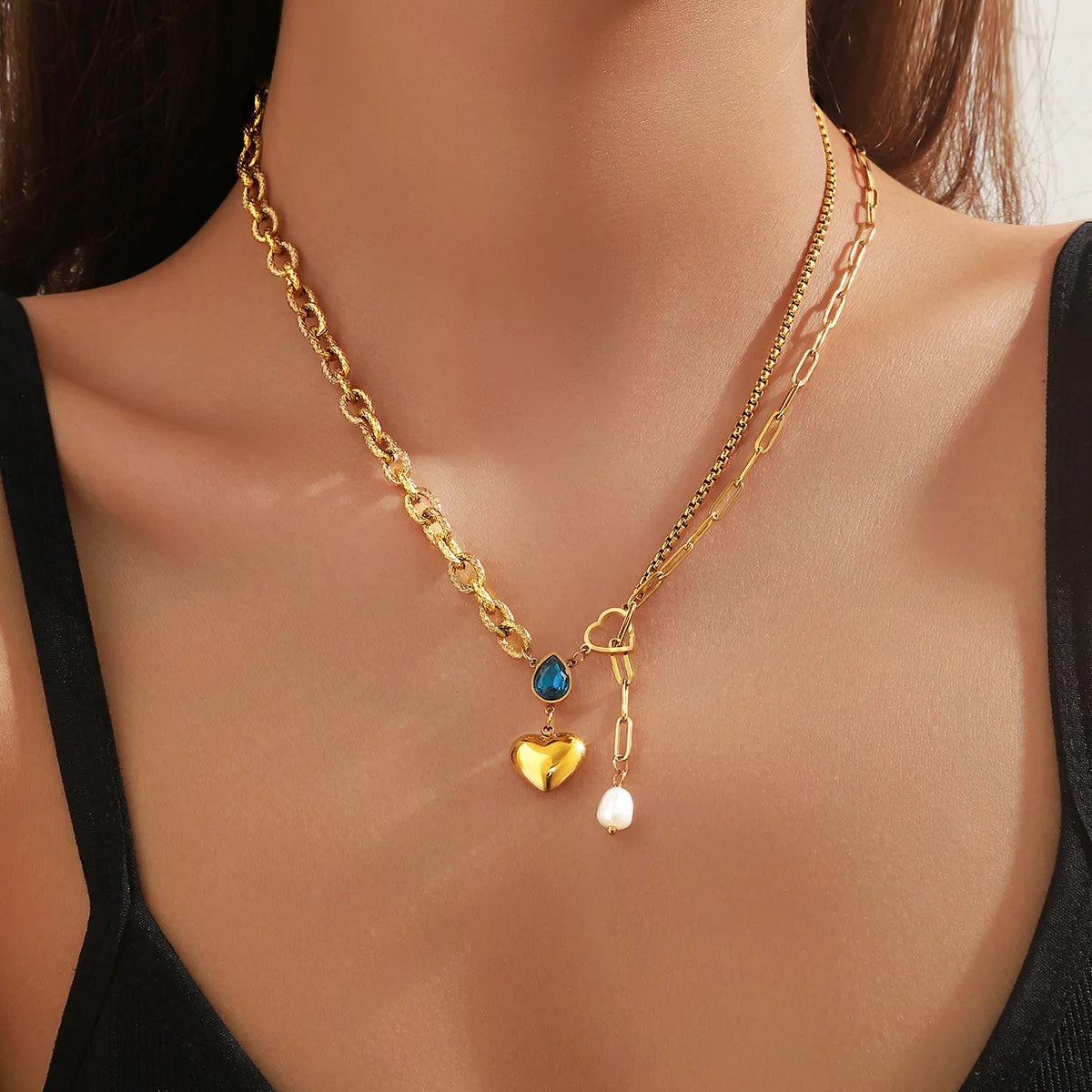 Gold Heartdrop Neckpiece