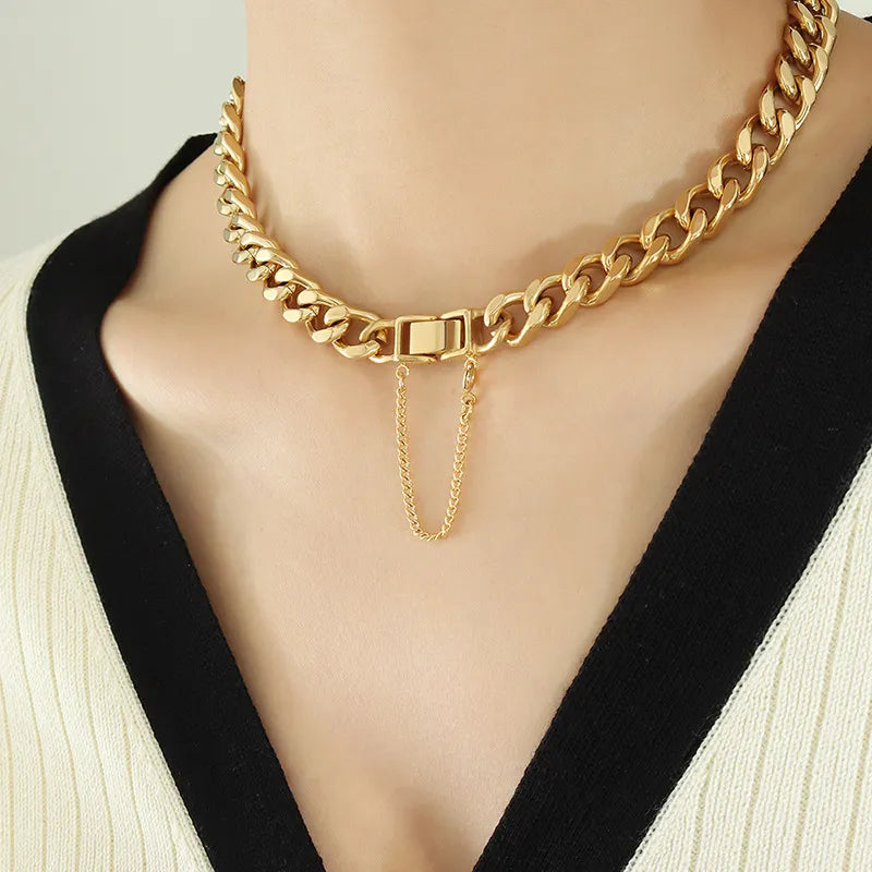 Gold Chain Neckpiece